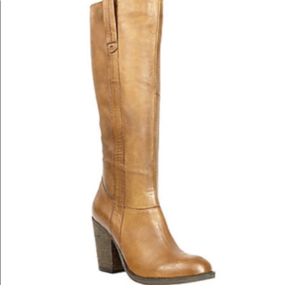 Steve Madden Leather Raingerr Boots Tan size 7